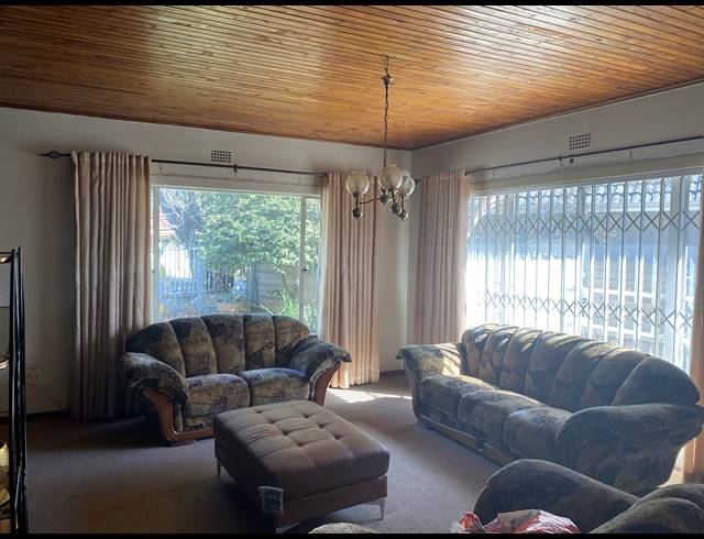 3 BEDROOM FREEHOLD FOR SALE IN PARKRAND